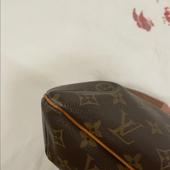 Louis Vuitton Dark Brown Monogram Messenger Bag - Picture 9 of 16